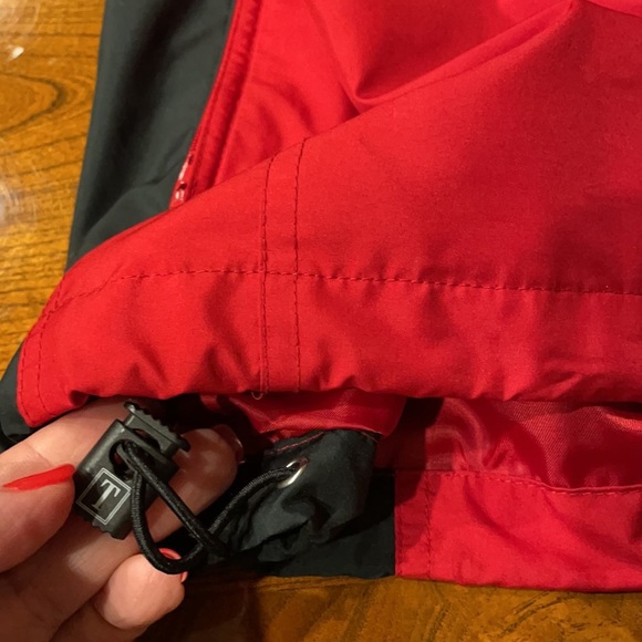 NWOT TEHAMA Men’s light weather jacket. Zip up! Red and black, size XXL/TTG - Picture 10 of 12